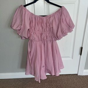 Off the shoulder light pink romper. Super cute and flowy!